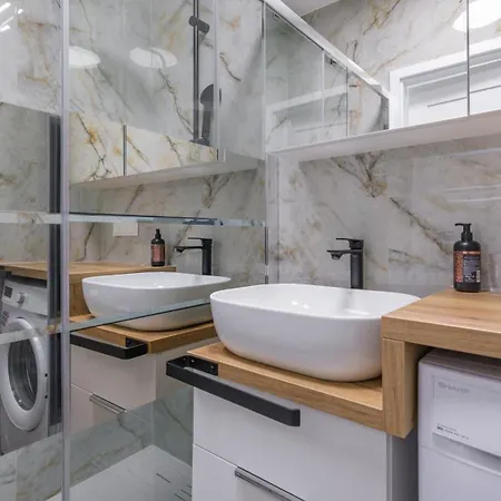 Dunes, Sun & Snow Apartment