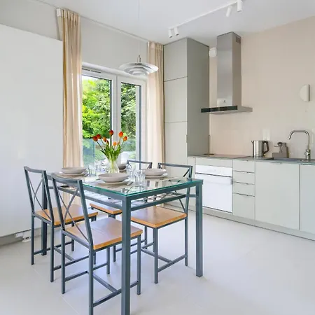 Dunes, Sun & Snow Apartment